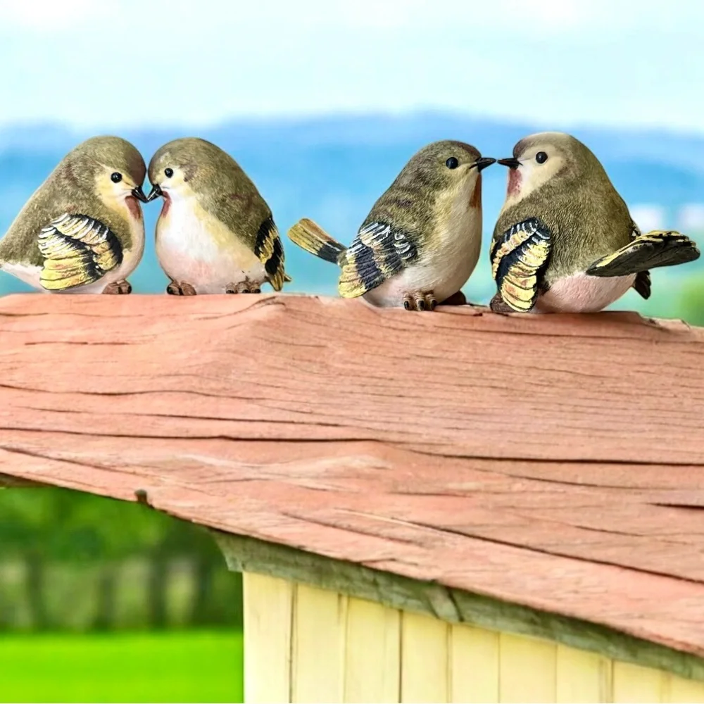 Charming Bird Figurines Set - Green and Brown